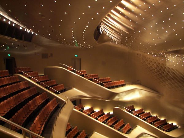 廣州歌劇院聲學設計簡析